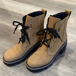 Sorel Joan Now Lace Waterproof Boots for Women 7.5